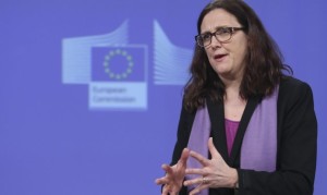 th_a42a72a425c164dd4407cbac84a3d92a_acuerdos-comercailes-y-otras-coas-EFEOlivier-Hoslet